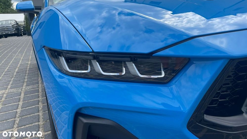Ford Mustang - 34