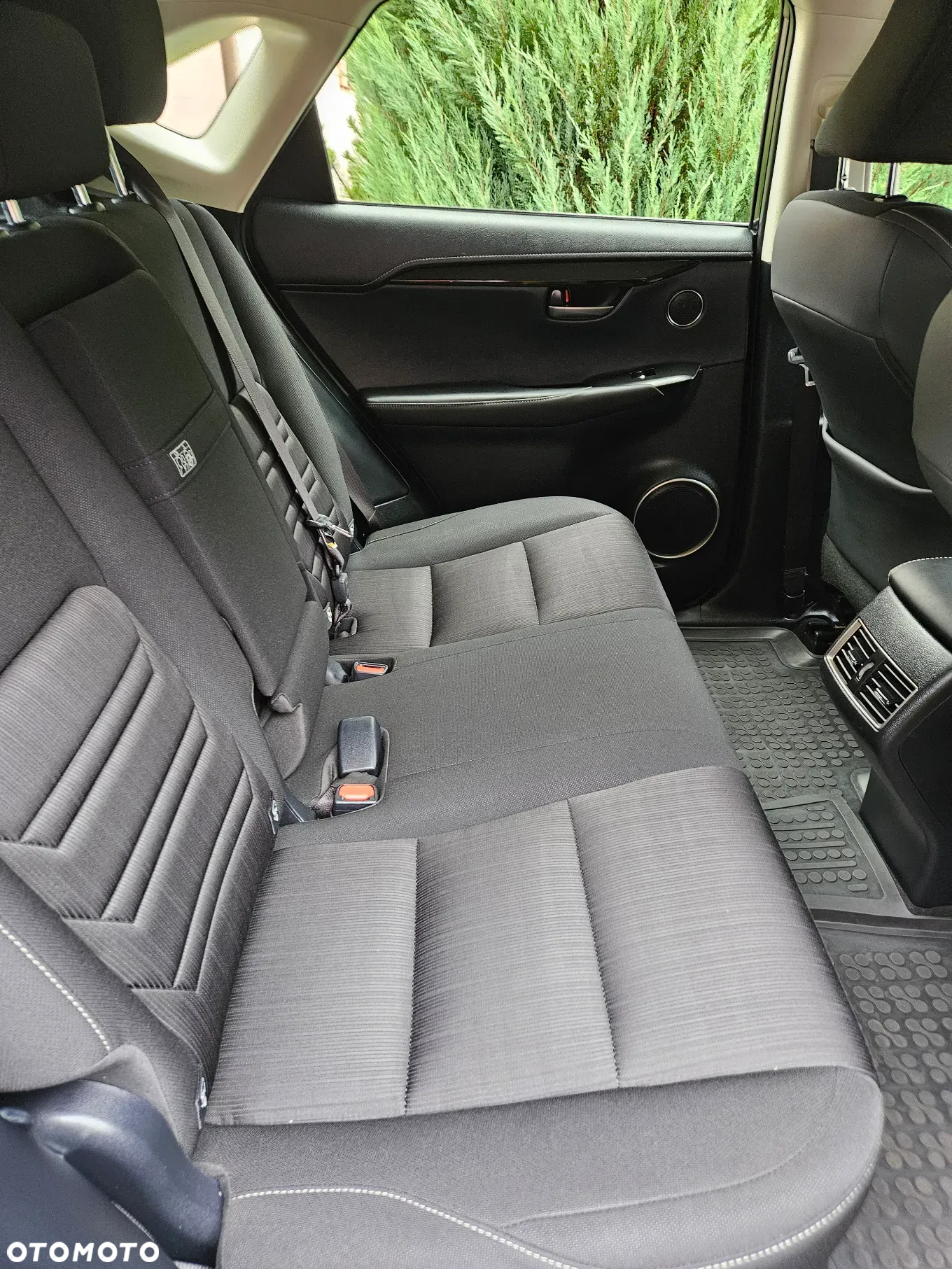 Lexus NX 300 Comfort AWD - 4
