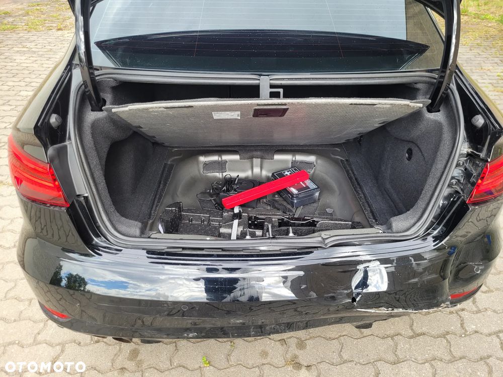 Audi A3 Limousine 35 TFSI cylinder on demand S tronic design - 28