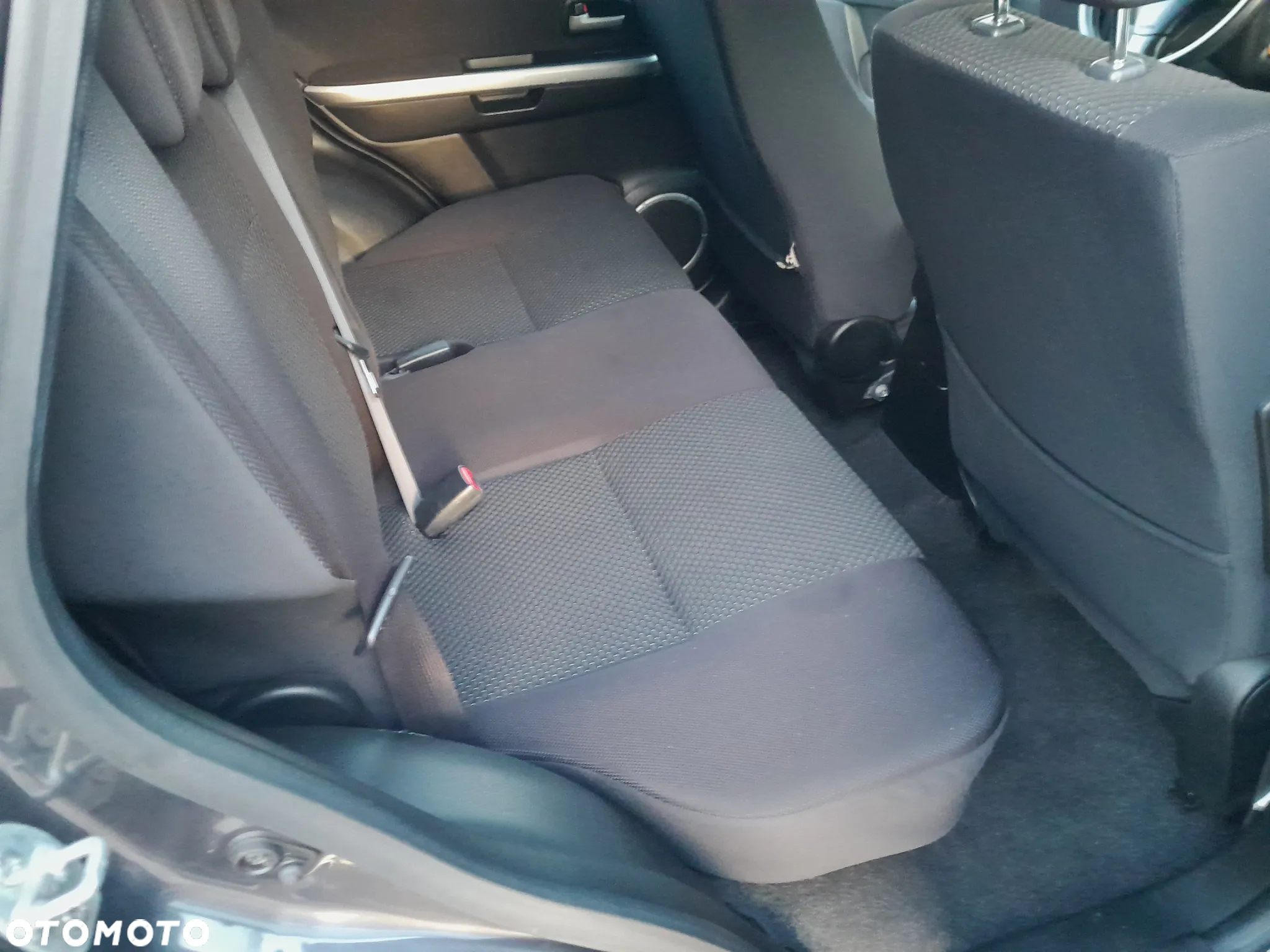 Suzuki Grand Vitara 1.9 DDiS Comfort - 23