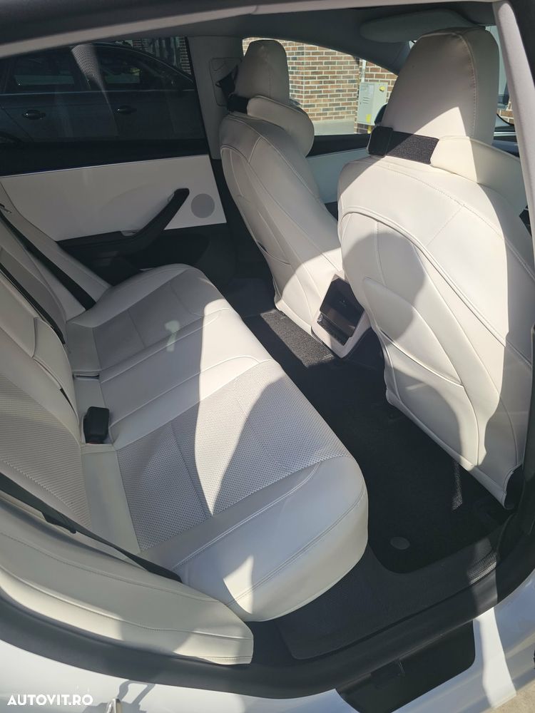 Tesla Model 3 RWD - 8