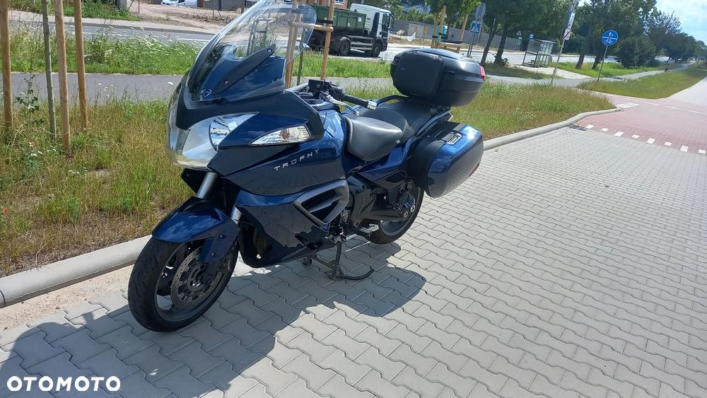 Triumph Trophy - 2