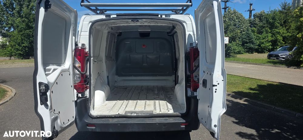 Peugeot Expert Combi L2H1 1.6 BlueHDI S&S - 12