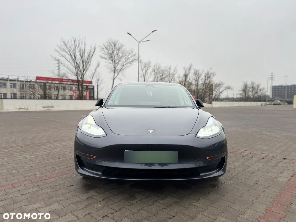Tesla Model 3 RWD - 2