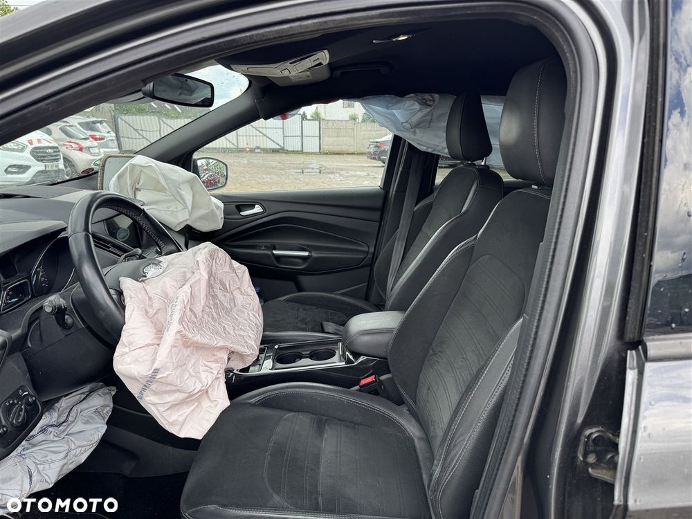 Ford Kuga 2.0 TDCi AWD ST-Line - 18