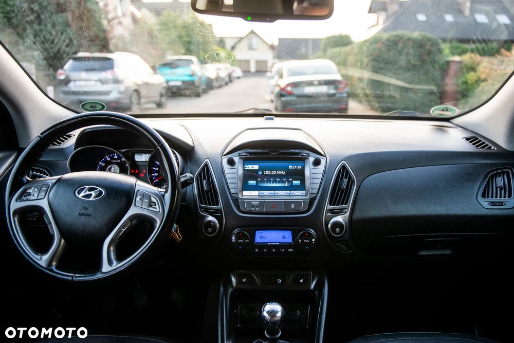 Hyundai ix35 blue 1.6 2WD Finale Gold - 33