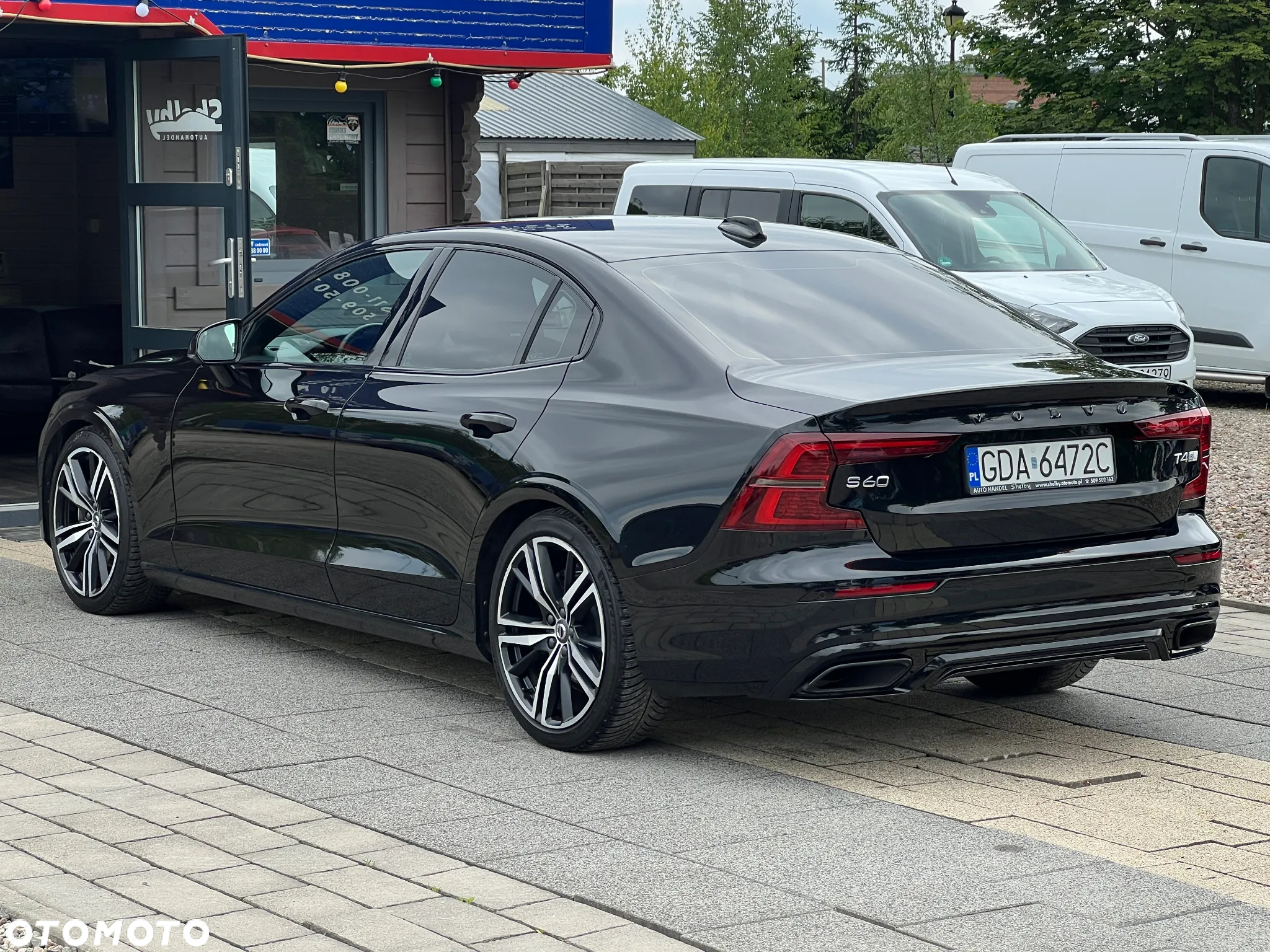 Volvo S60 T4 R-Design - 8