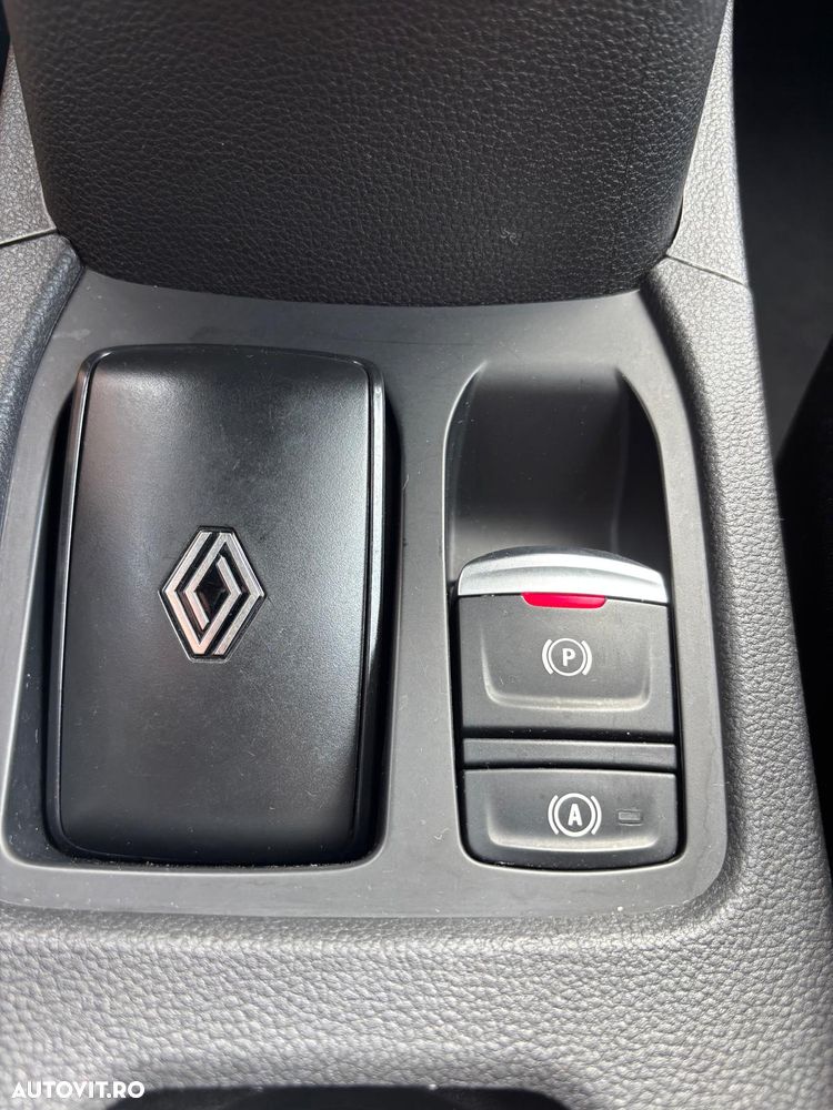 Renault Clio V TCe 90 CVT Techno - 17