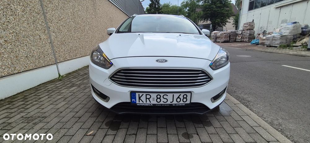 Ford Focus 1.5 EcoBlue STart-Stopp-System TITANIUM - 3