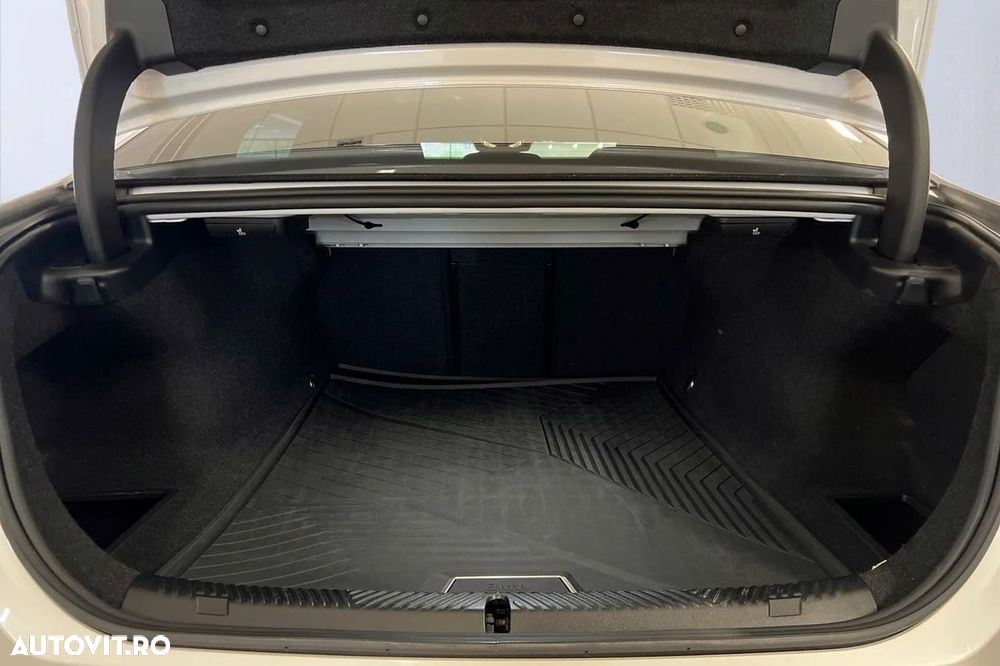 BMW i5 M60 - 19