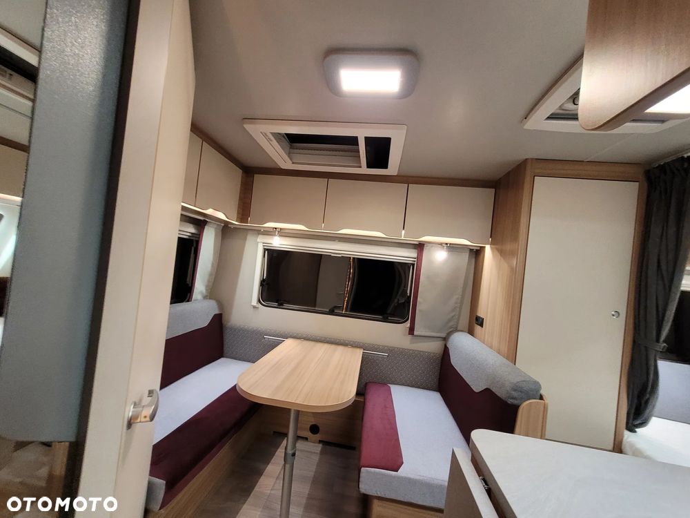 Weinsberg CARATWO 390, DMC 1200, 2022r. przedsionek - 4