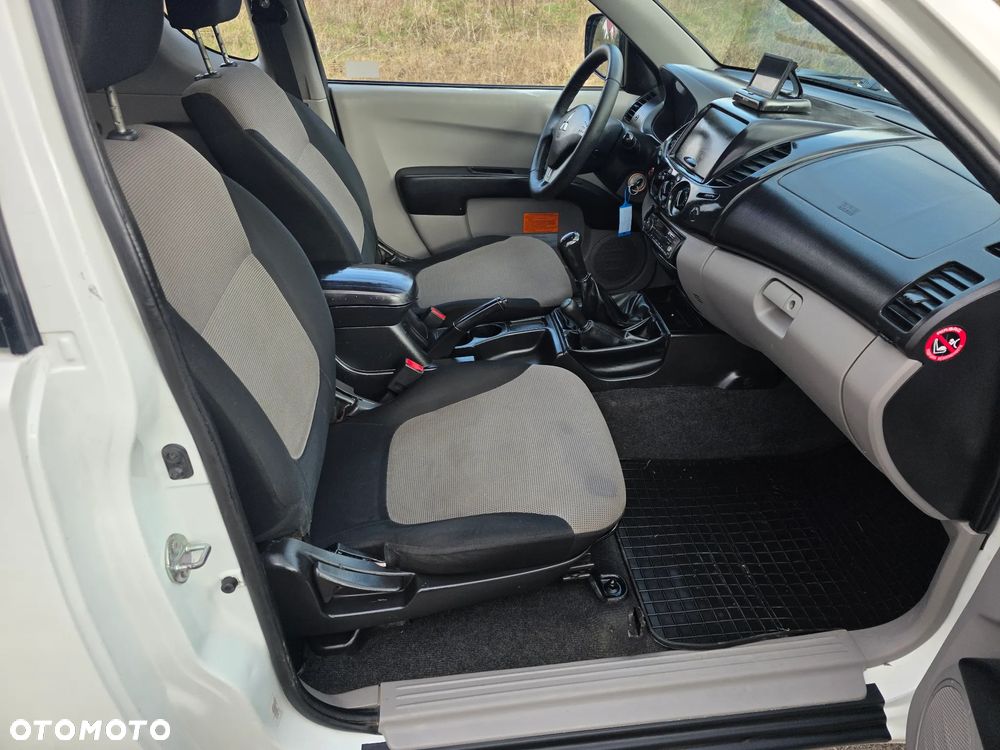 Mitsubishi L200 2.5 DID SC Inform - 16