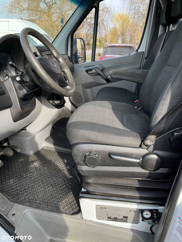 Mercedes-Benz SPRINTER - 9