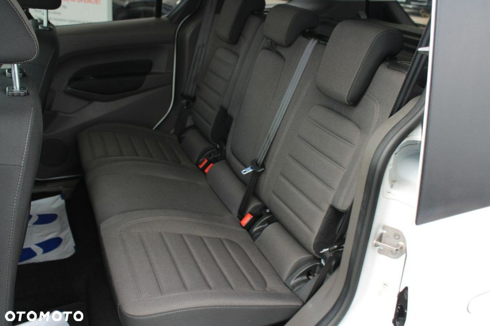 Ford Tourneo Connect - 15
