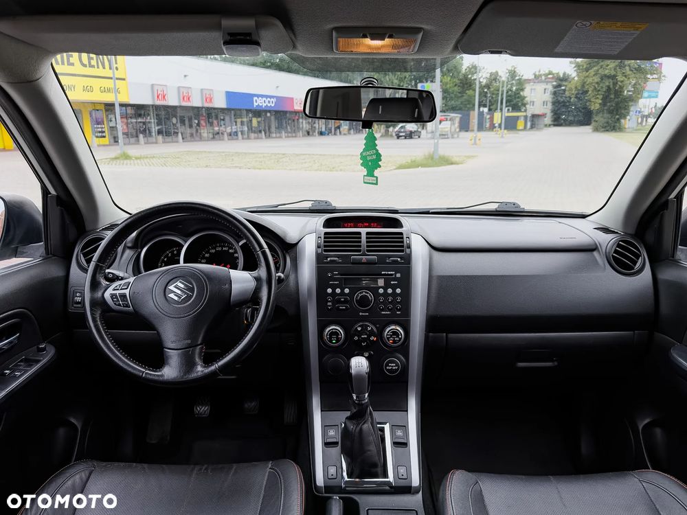 Suzuki Grand Vitara 1.6 De luxe - 7