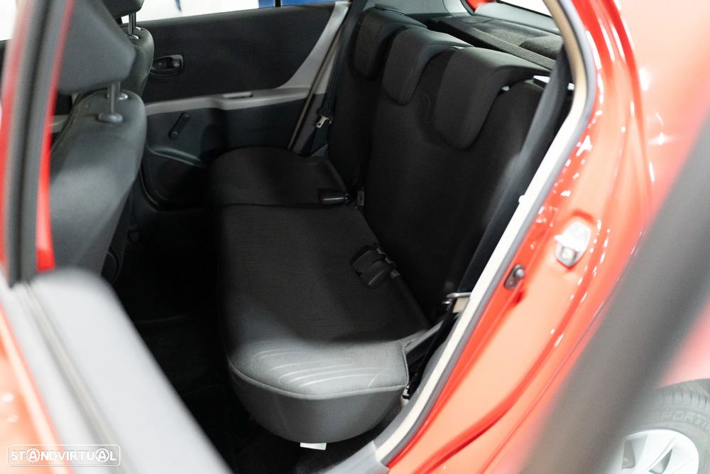 Toyota Yaris 1.0 VVT-i AC - 31