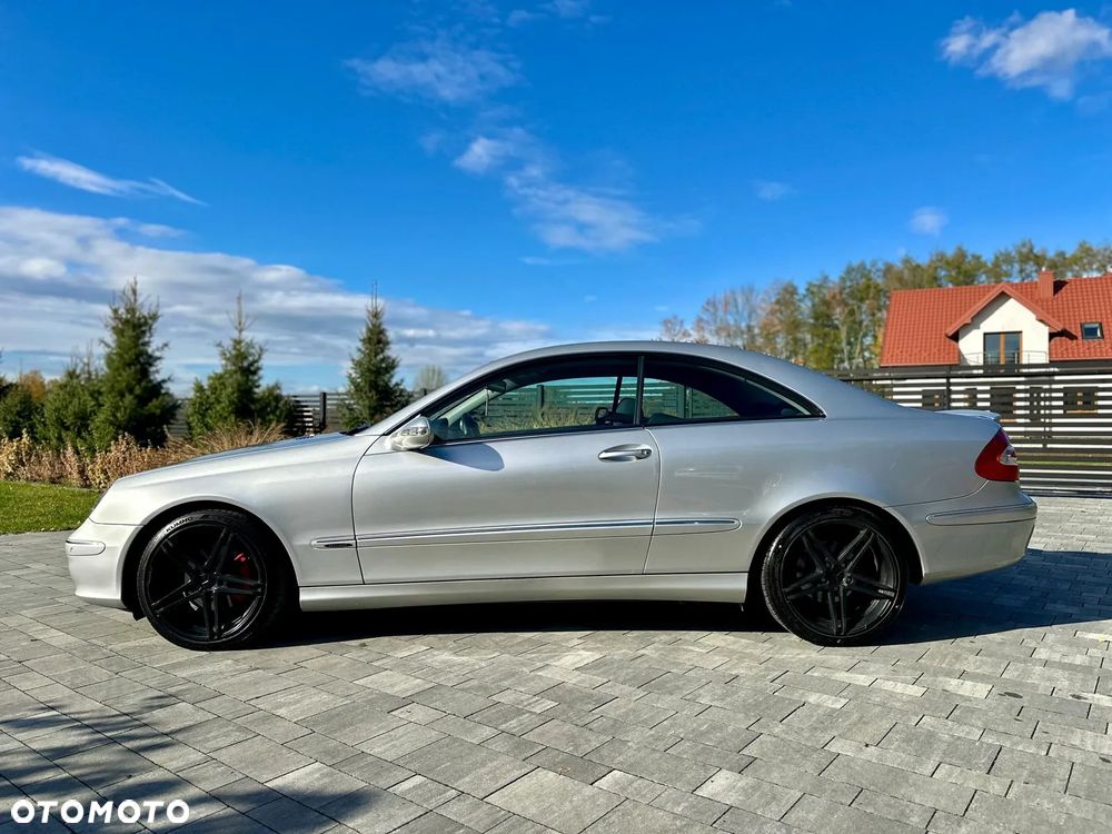 Mercedes-Benz CLK - 2