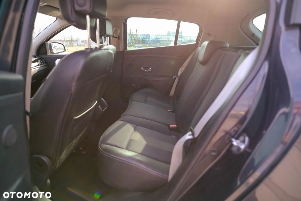 Renault Megane 1.9 dCi Bose Edition - 25