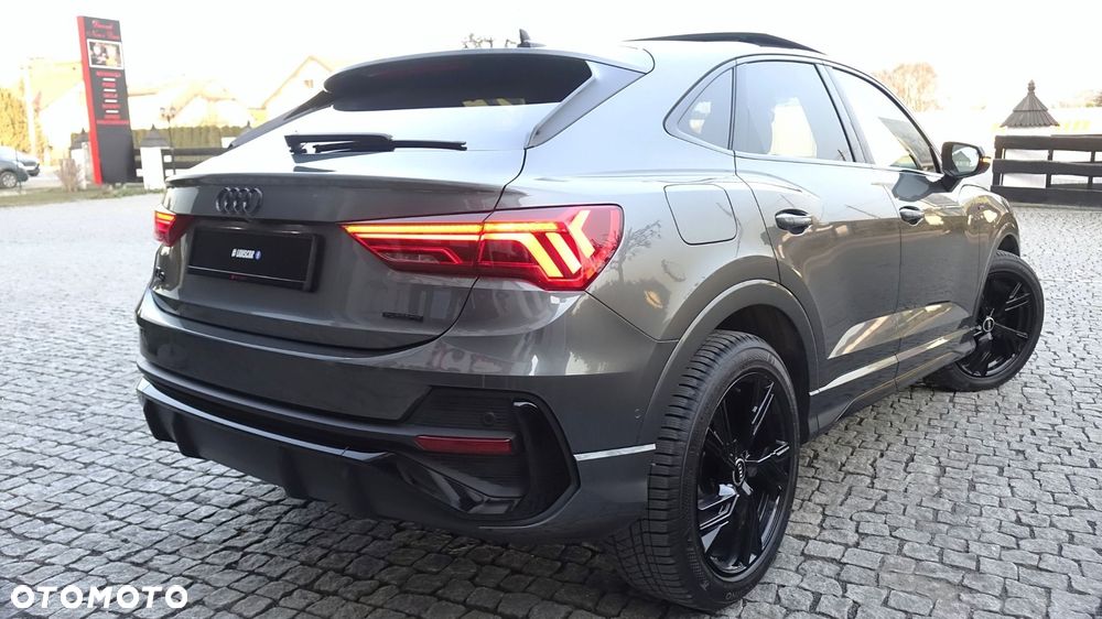 Audi Q3 Sportback - 2