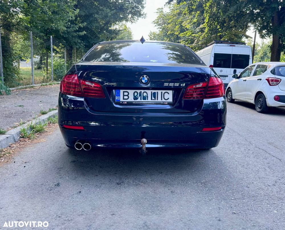 BMW Seria 5 525d xDrive AT - 11