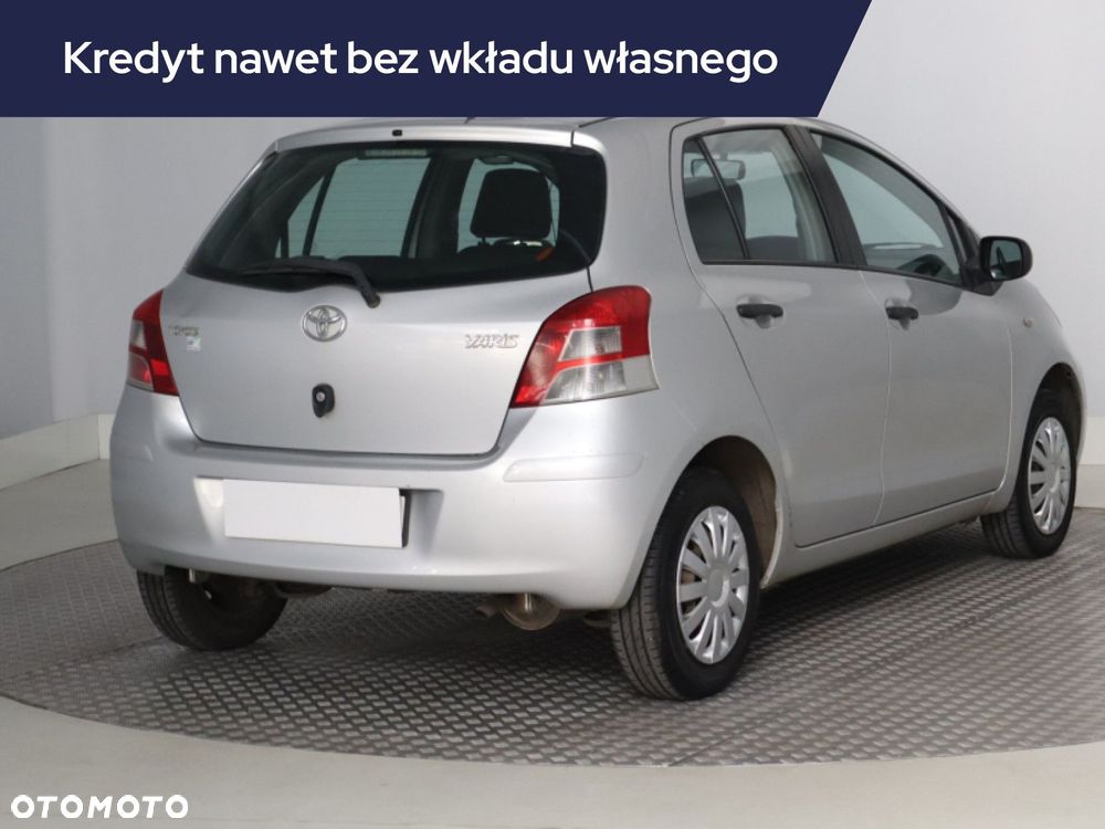 Toyota Yaris - 7