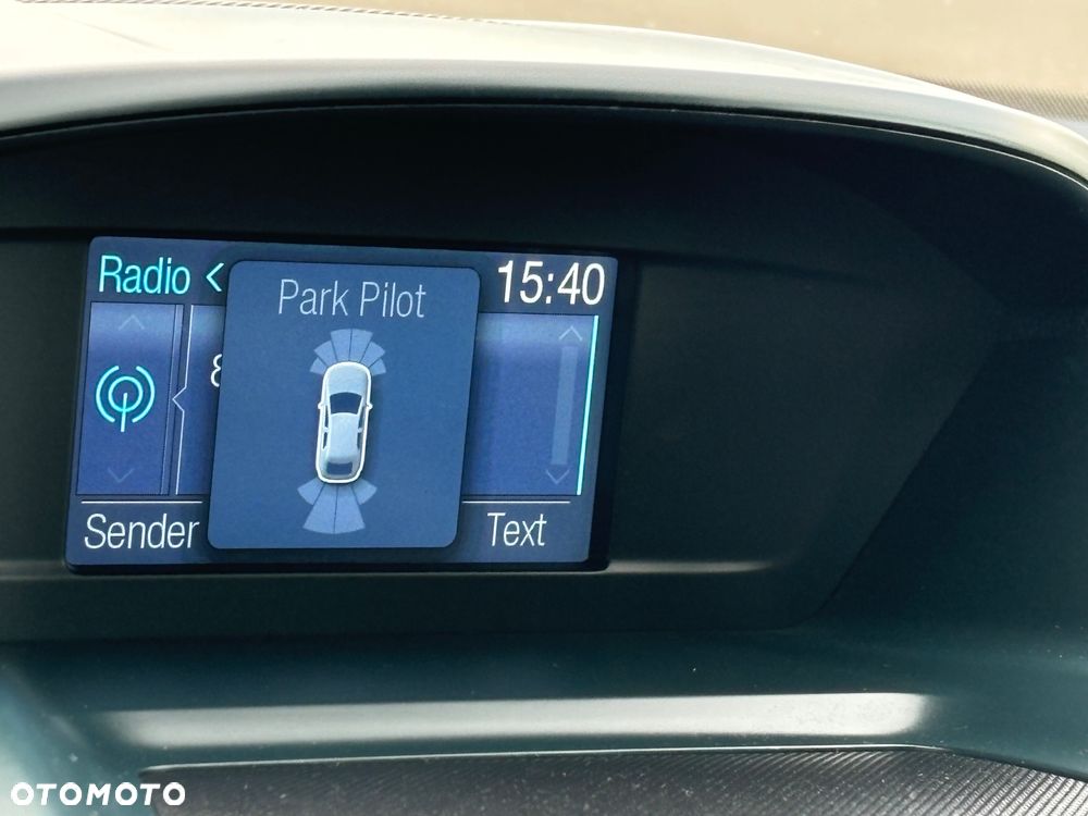 Ford C-MAX 1.6 EcoBoost Titanium - 17