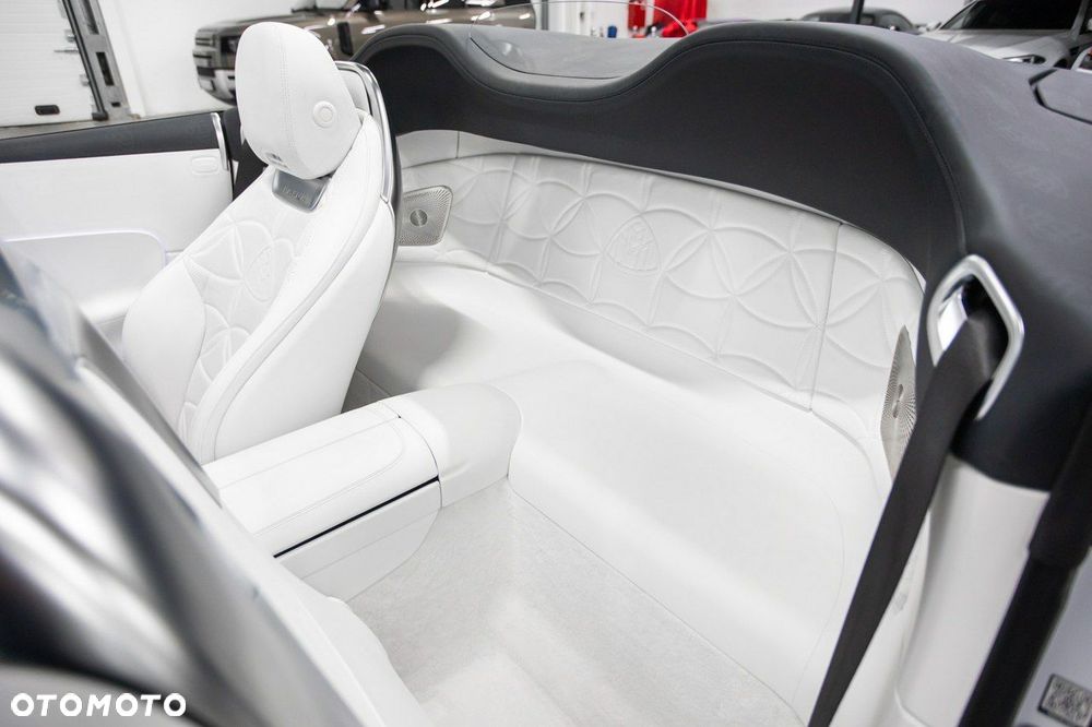 Mercedes-Benz Maybach SL 680 - 28