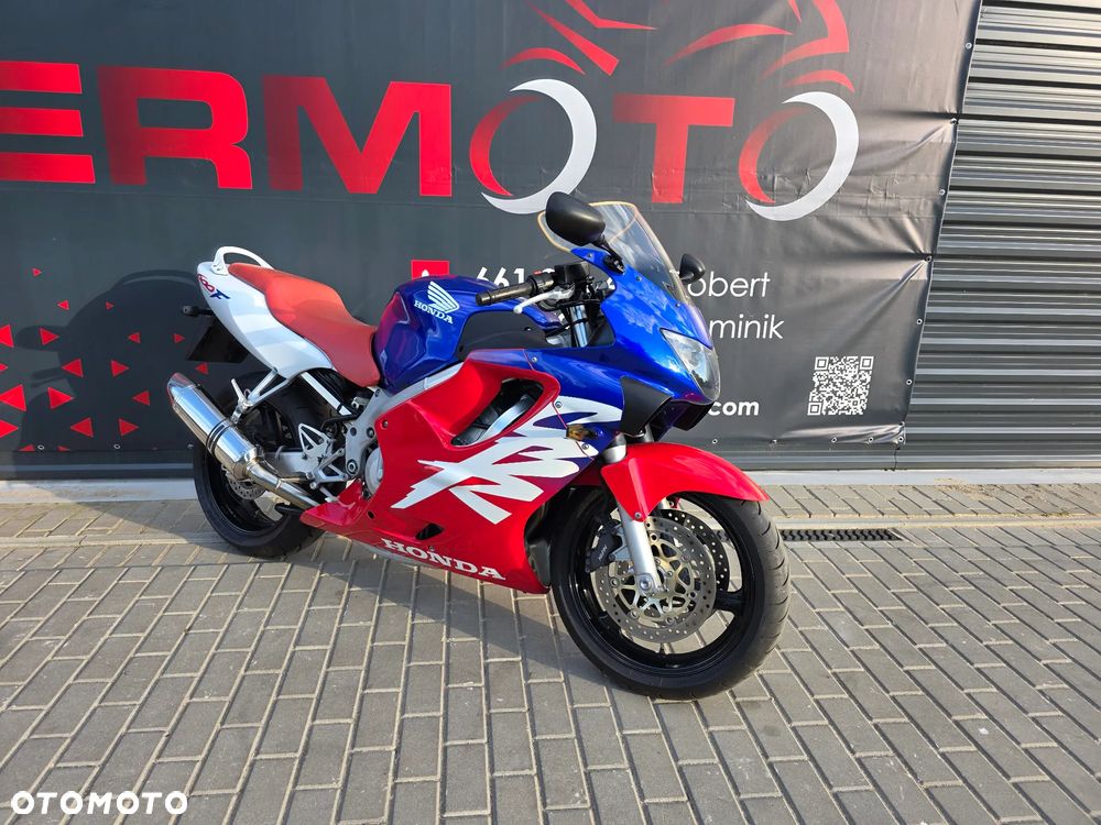 Honda CBR - 33