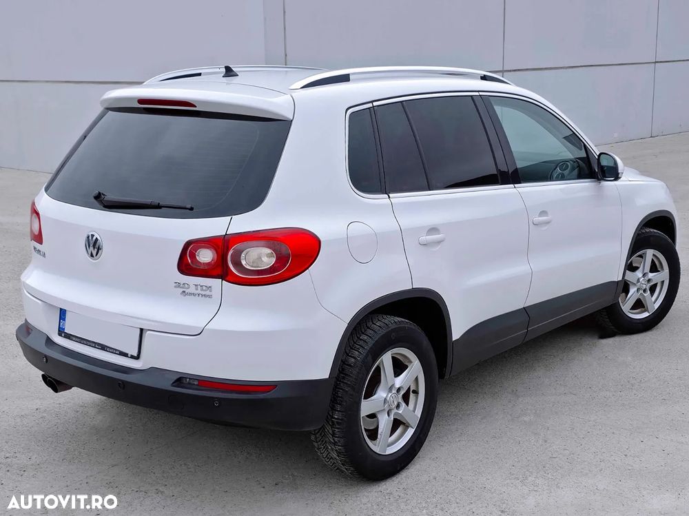 Volkswagen Tiguan 2.0 TDI 4Motion BMT Sport & Style - 4