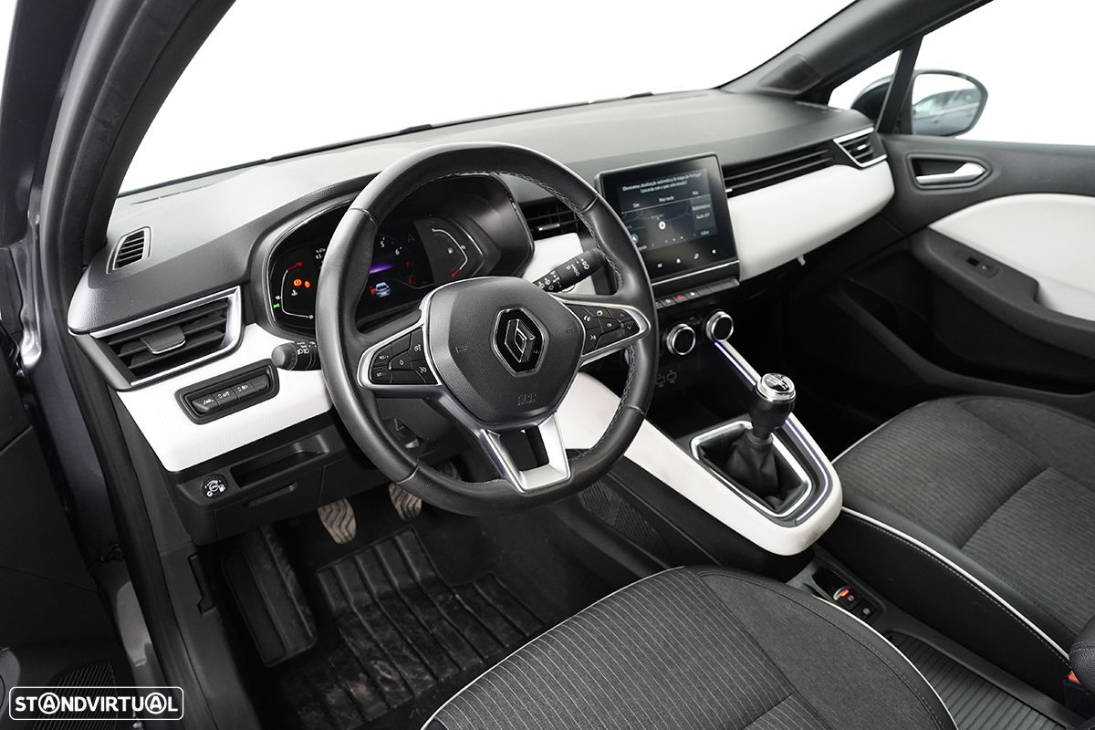 Renault Clio 1.0 TCe Techno Bi-Fuel - 7