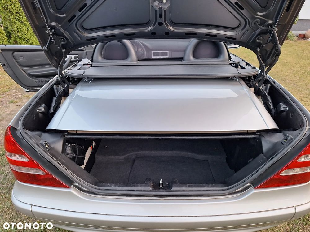 Mercedes-Benz SLK - 21