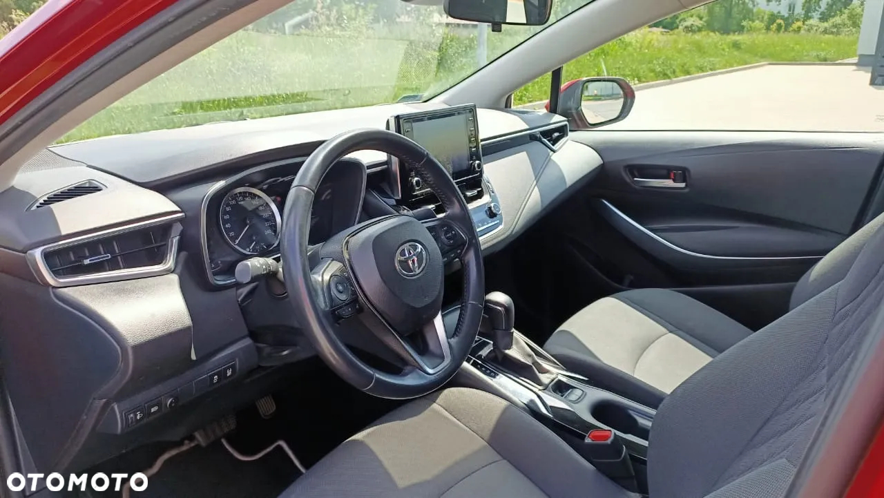 Toyota Corolla 1.8 Hybrid Comfort - 16