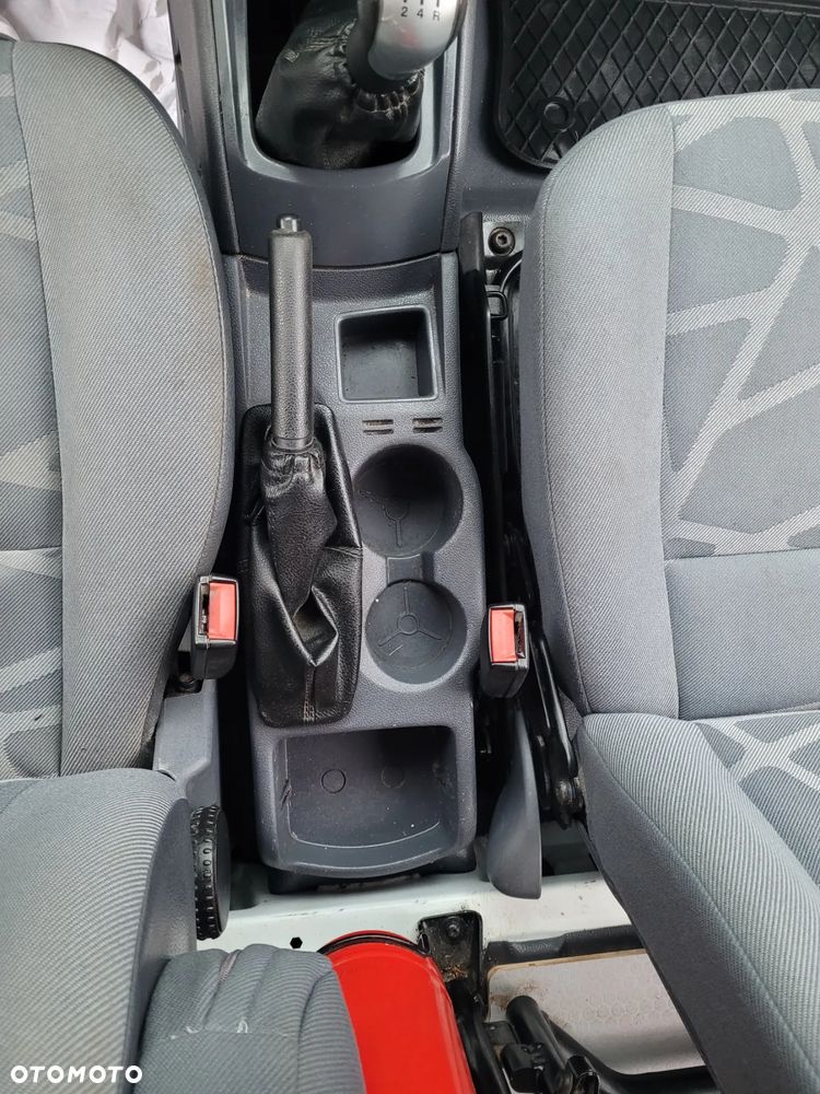 Ford Turneo Connect - 22