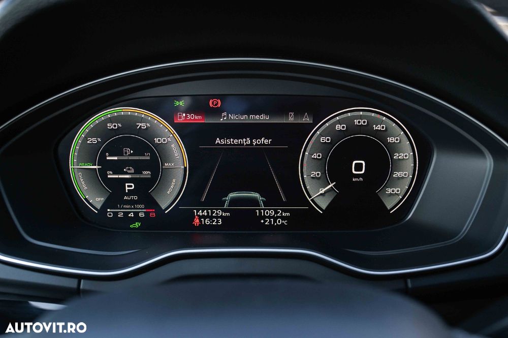 Audi Q5 55 TFSIe quattro S tronic S line - 15