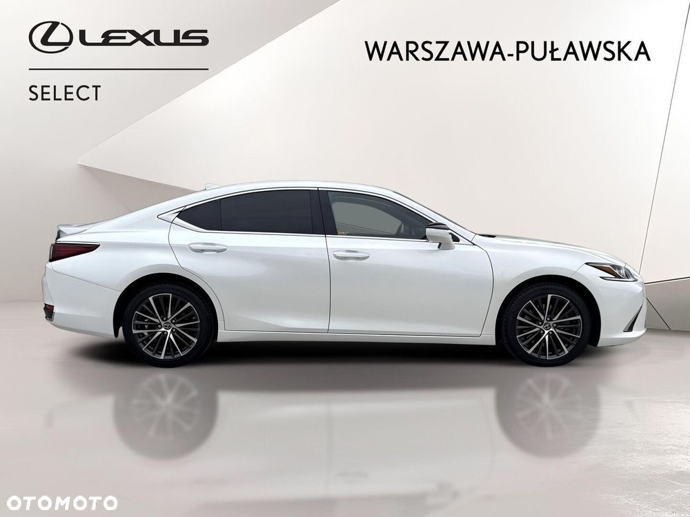 Lexus ES 300h Business Edition - 5