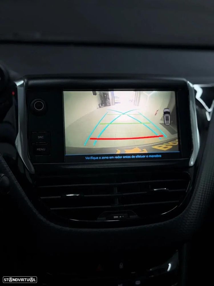 Peugeot 2008 1.2 PureTech Crossway - 37