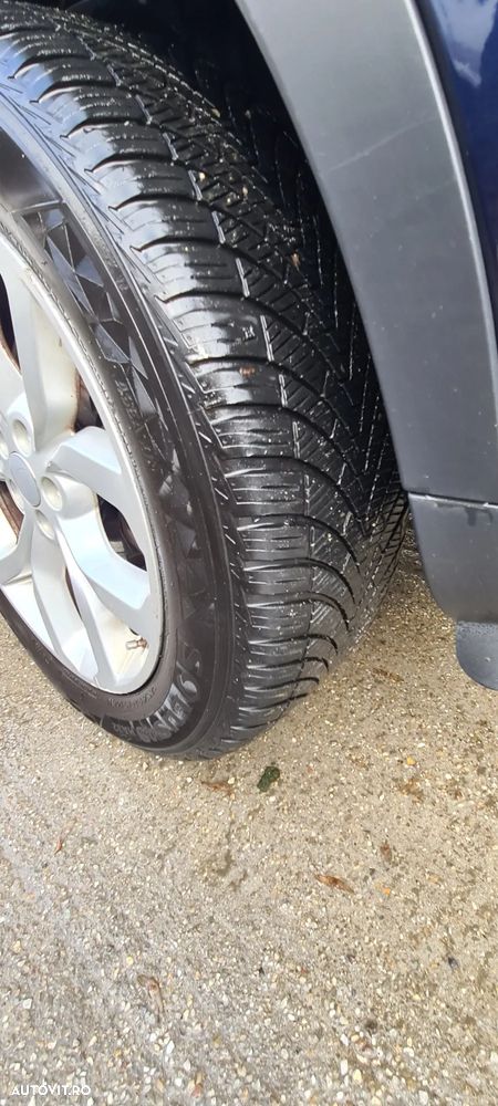 Land Rover Discovery Sport 2.0 l TD4 HSE Luxury Aut. - 15