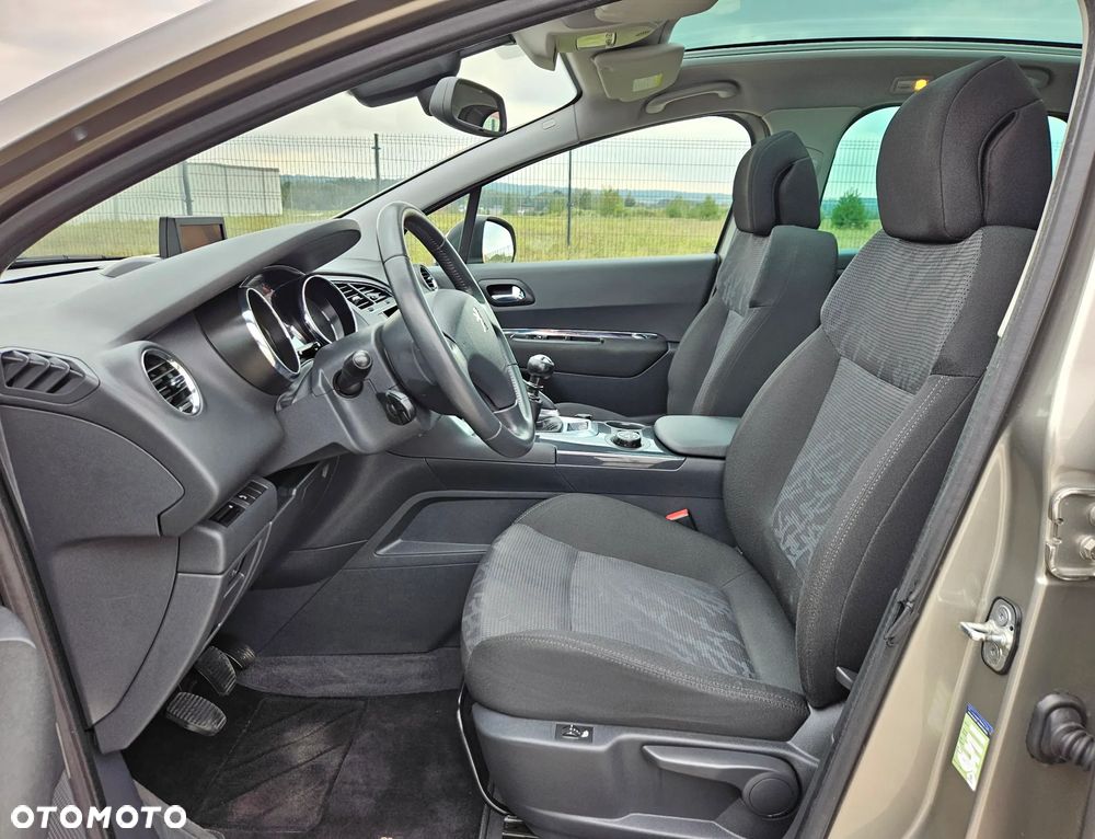 Peugeot 3008 2.0 HDi Premium+ - 16