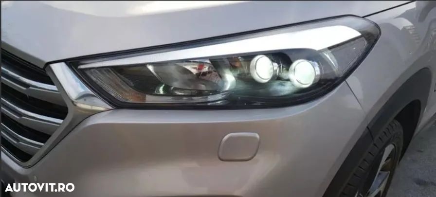 Hyundai Tucson 2.0 CRDI 4WD 6AT Luxury Pack+ - 9