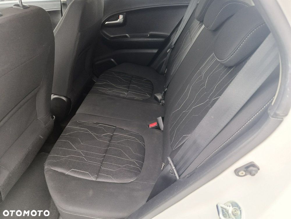 Kia Picanto - 10