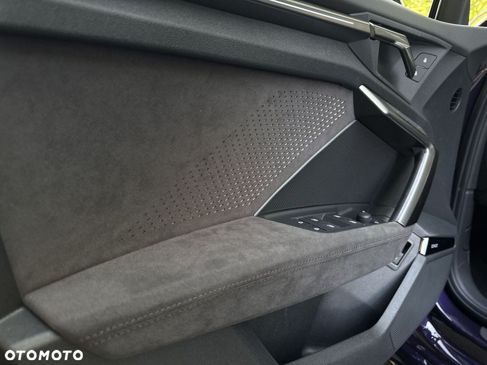 Audi RS3 Limousine TFSI Quattro S tronic - 24