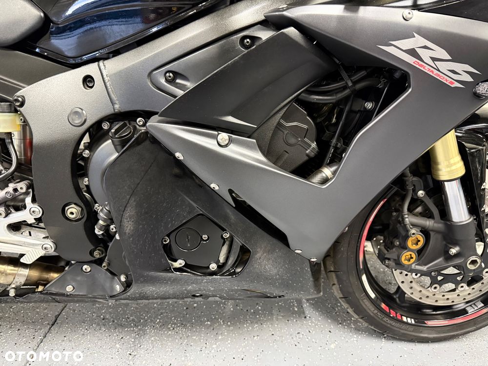 Yamaha R6 - 7