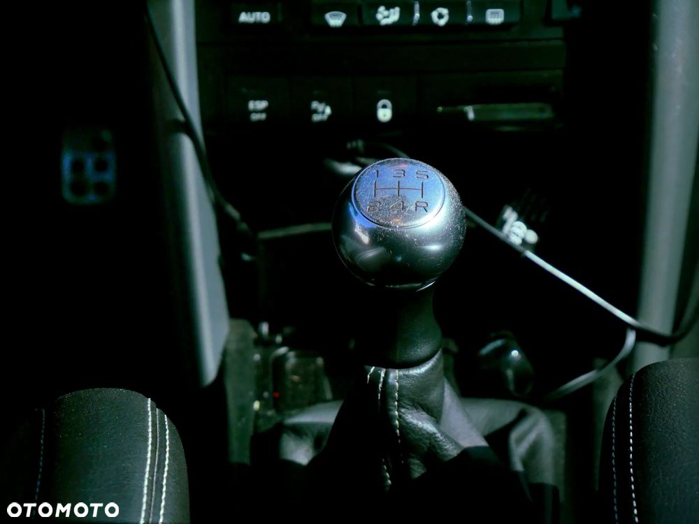 Peugeot 207 1.6 16V Sporty - 25