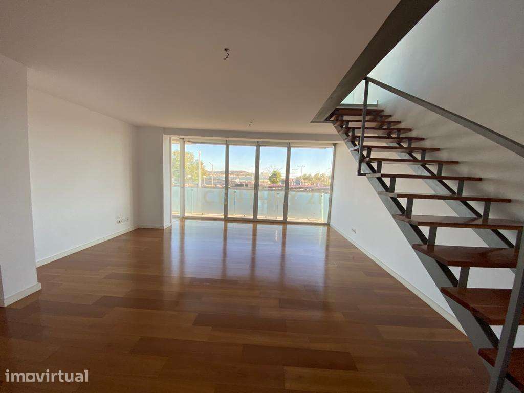 Apartamento, 160 m², Algés, Linda-a-Velha e Cruz Quebrada-Dafundo - Grande imagem: 4/30