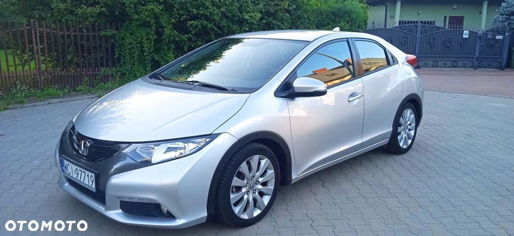 Honda Civic 1.4 i-VTEC Sport - 4