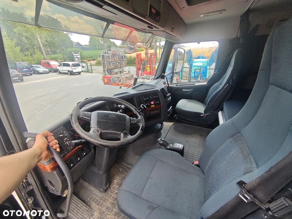 Volvo FH 6x4 - 17