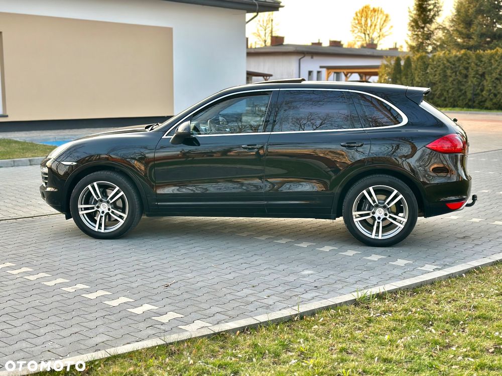 Porsche Cayenne Tiptronic S - 12