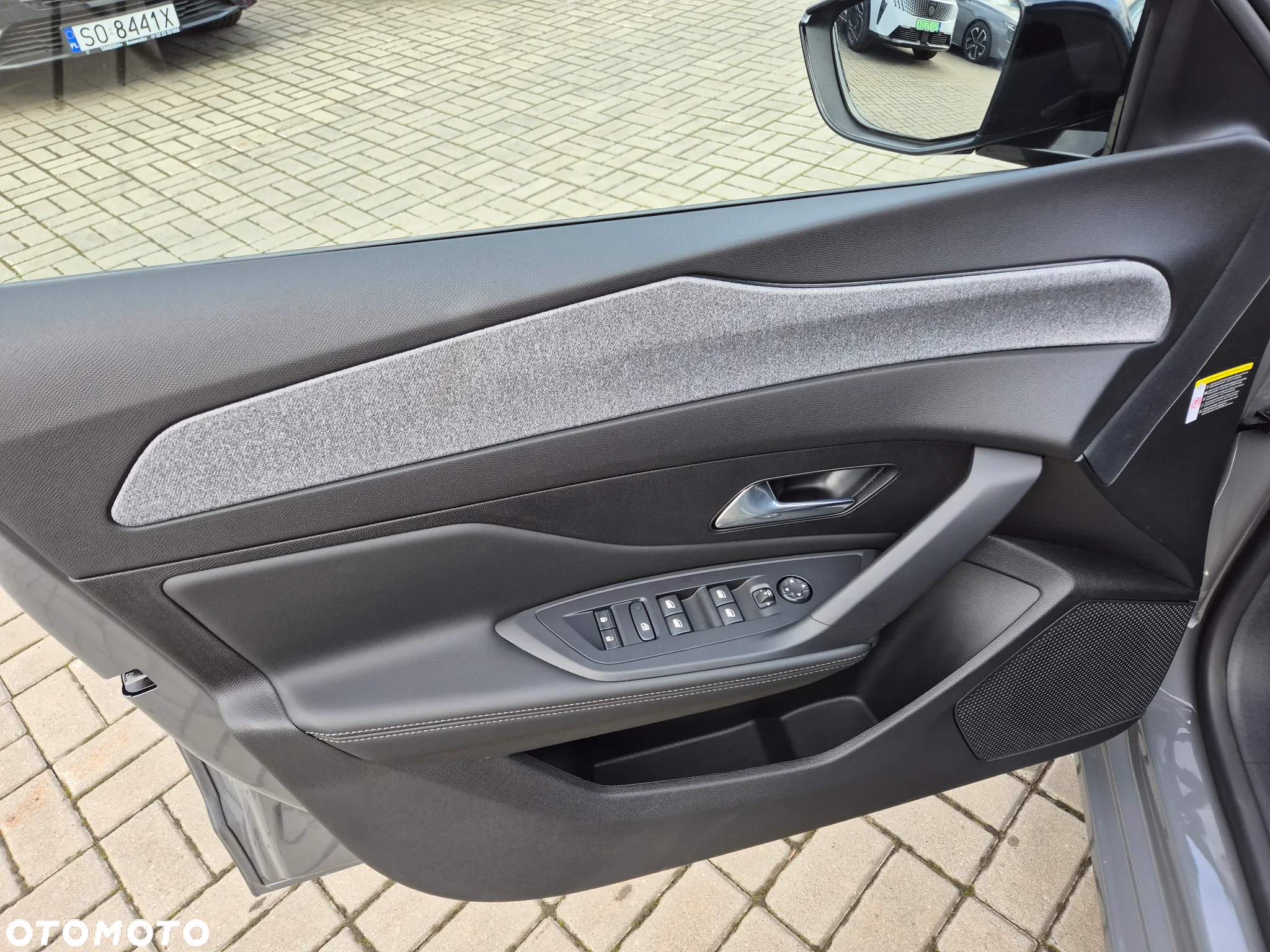 Peugeot 308 1.5 BlueHDi Allure S&S EAT8 - 20