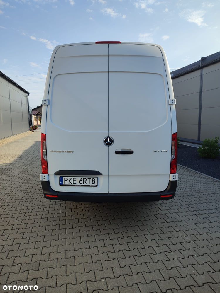 Mercedes-Benz SPRINTER - 4