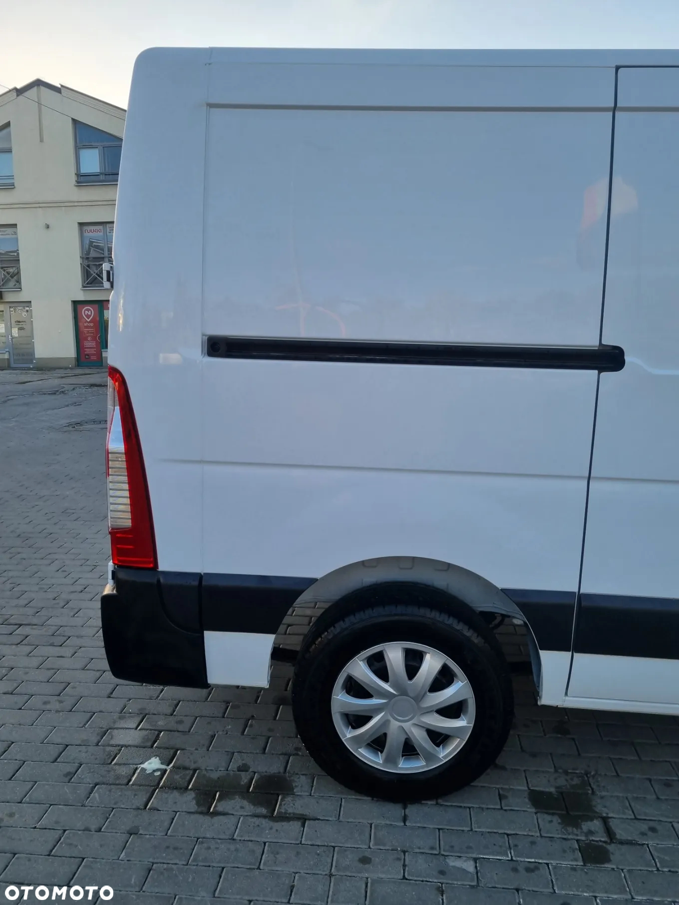 Nissan Nv 400 - 11